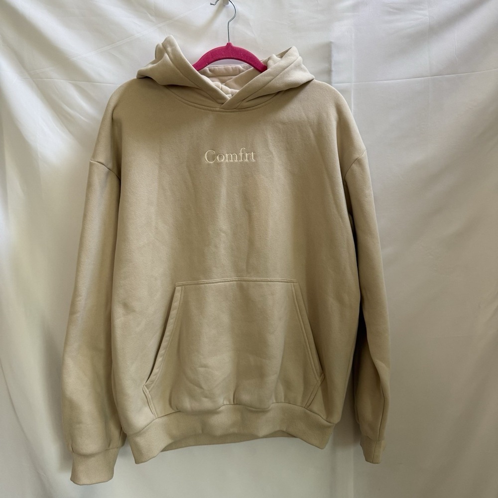 Comfrt Hoodie Size M Oversized Beige Pullover Embroidered Logo Fleece